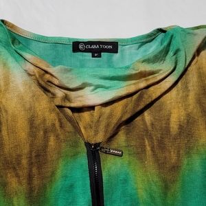❤️‍🔥$5~ NWOT~ Clara Yoon Silky Green & Brown Top or Dress